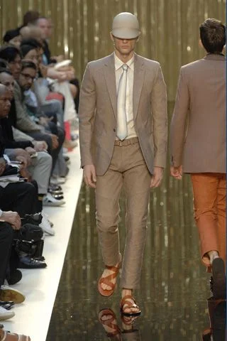 Look 19